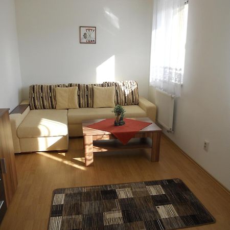 Motel Madona Banska Bystrica Exterior photo